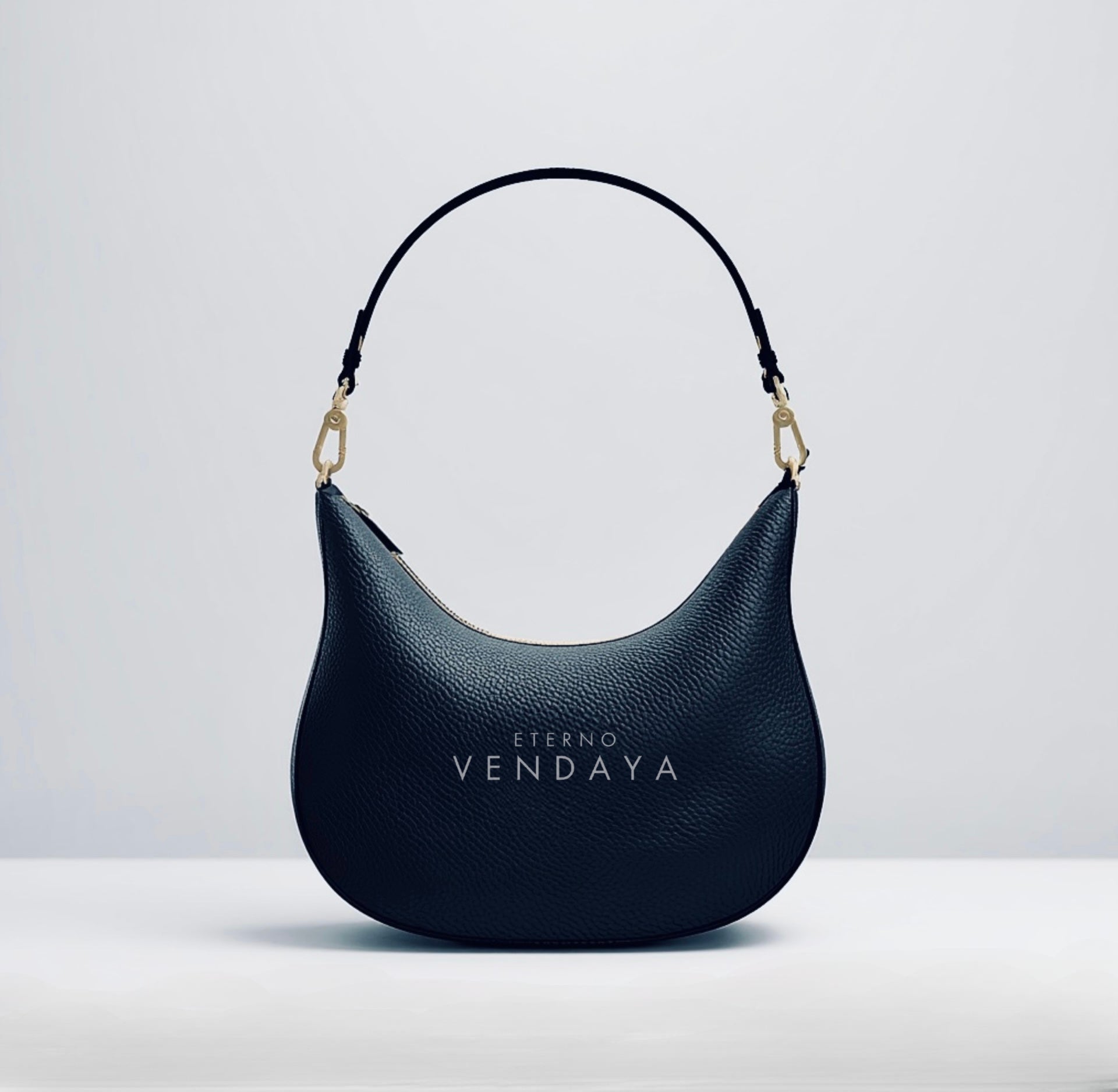 Vendaya - Black Curved Handbag